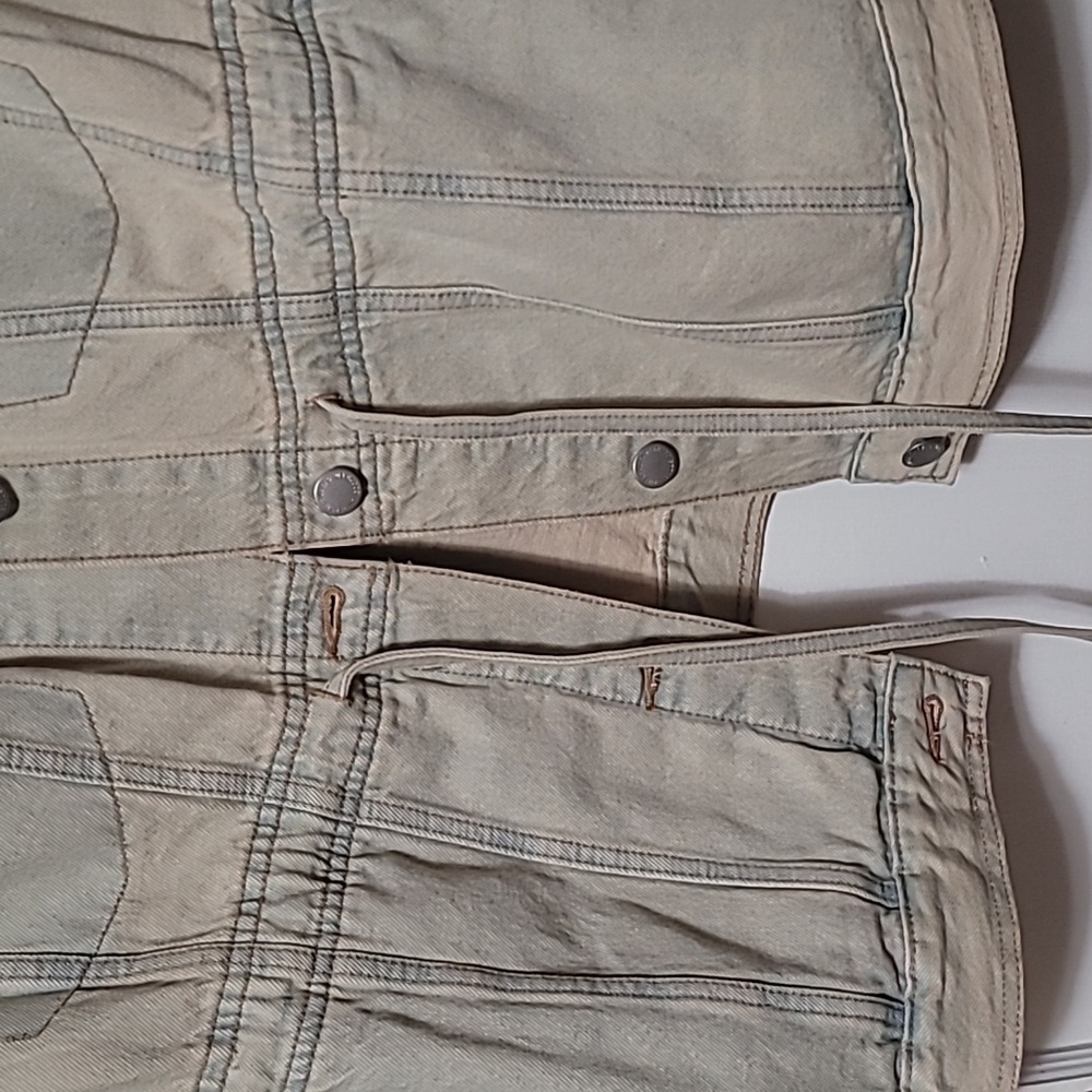 Universal Thread Light Wash Utility Jacket - Picture 5 of 8